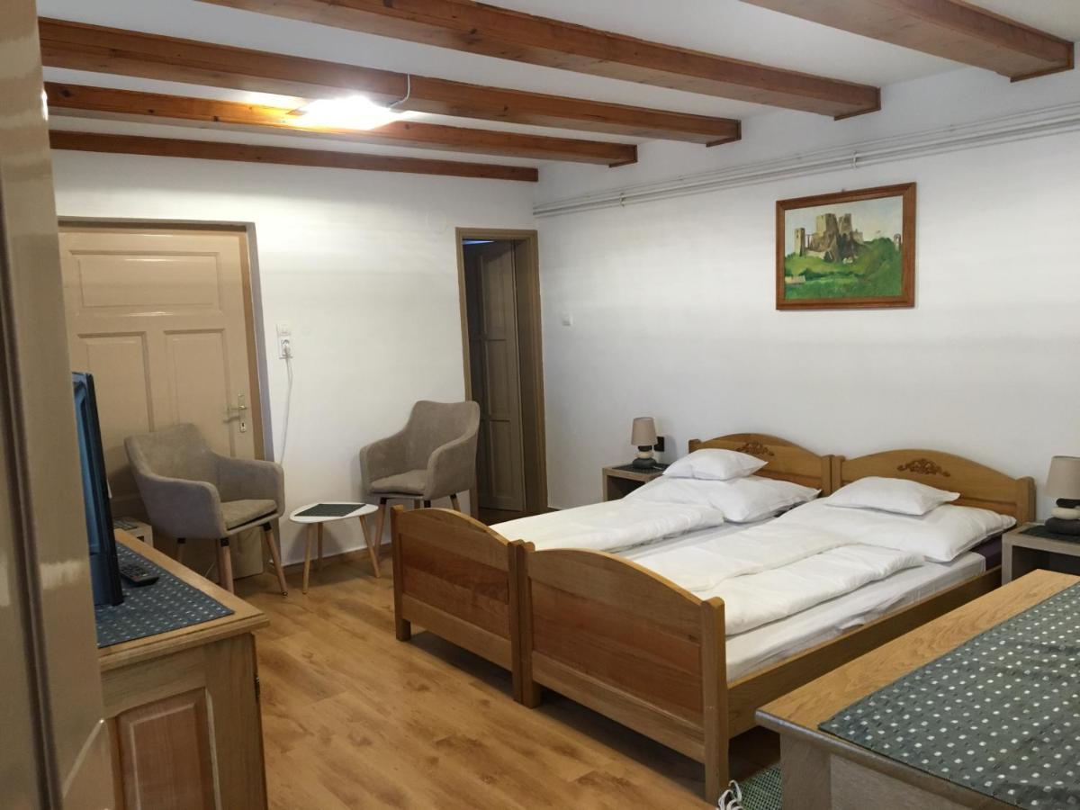 Apartament Devenyi Vendeghaz Csesznek Zewnętrze zdjęcie