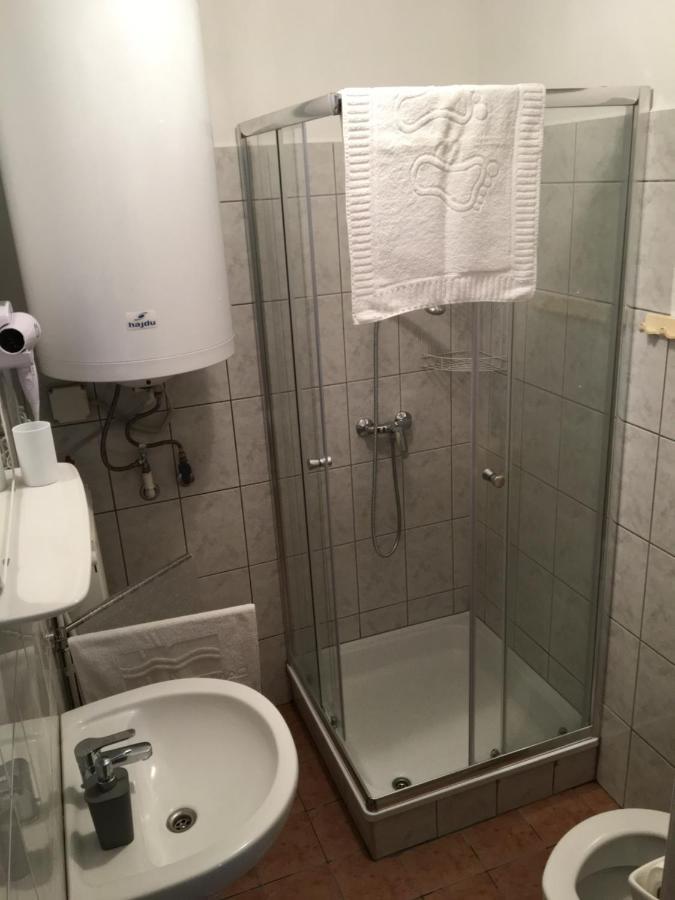 Apartament Devenyi Vendeghaz Csesznek Zewnętrze zdjęcie
