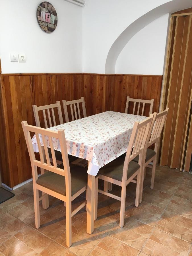 Apartament Devenyi Vendeghaz Csesznek Zewnętrze zdjęcie