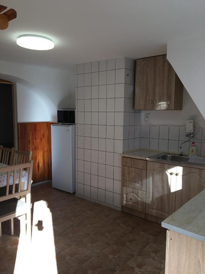 Apartament Devenyi Vendeghaz Csesznek Zewnętrze zdjęcie