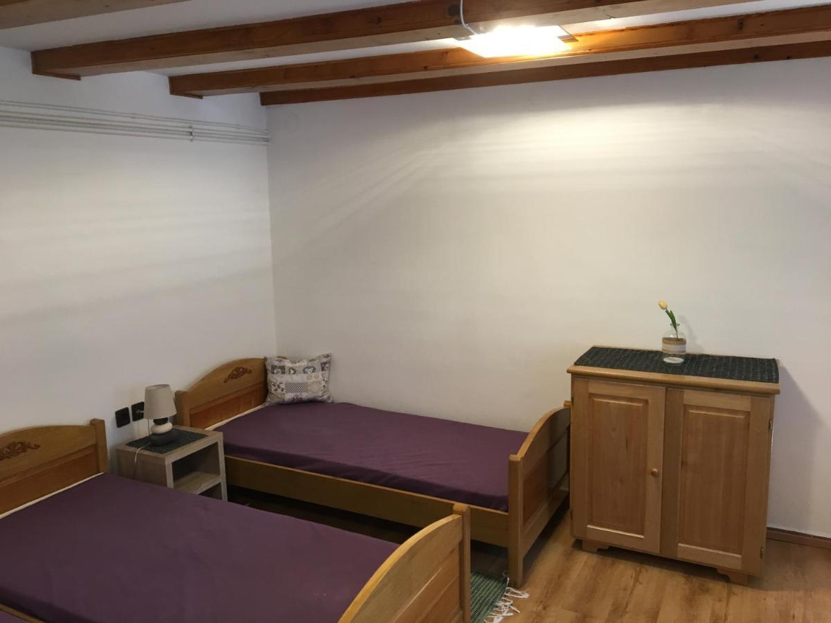 Apartament Devenyi Vendeghaz Csesznek Zewnętrze zdjęcie