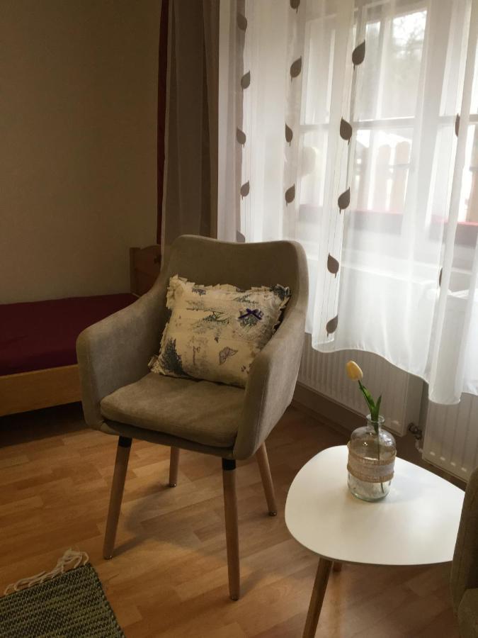 Apartament Devenyi Vendeghaz Csesznek Zewnętrze zdjęcie