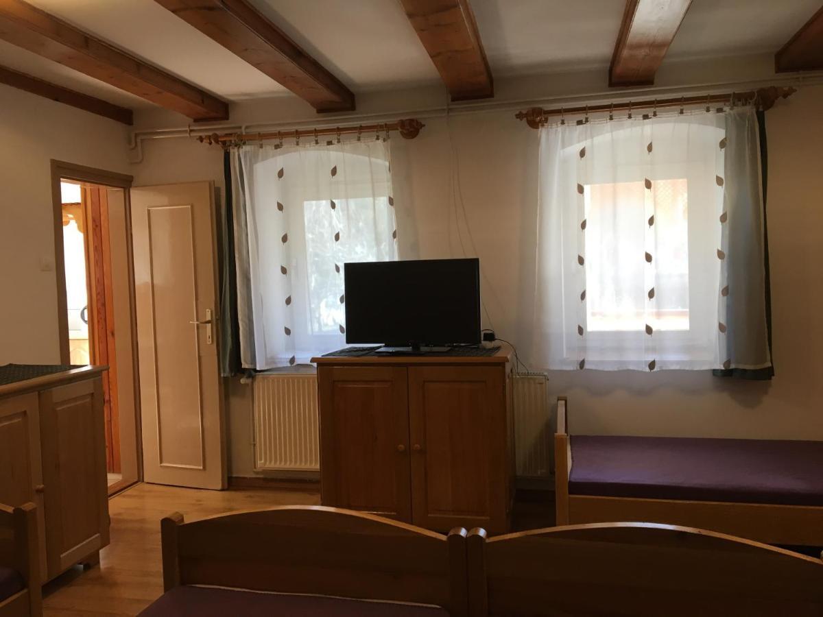 Apartament Devenyi Vendeghaz Csesznek Zewnętrze zdjęcie